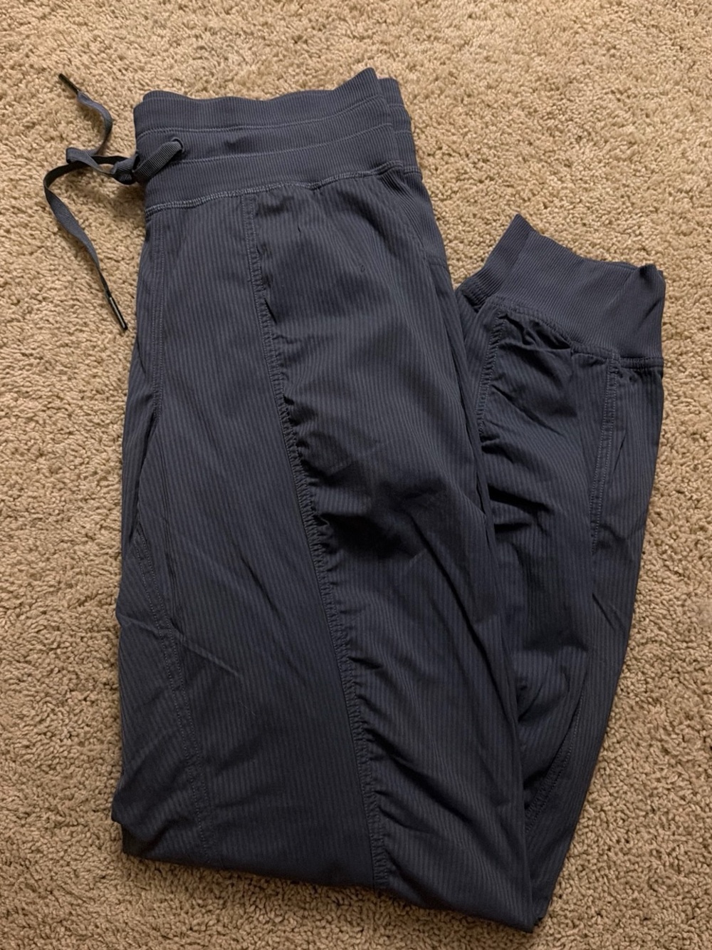 lululemon athletica oil grey dance pant Joggers
